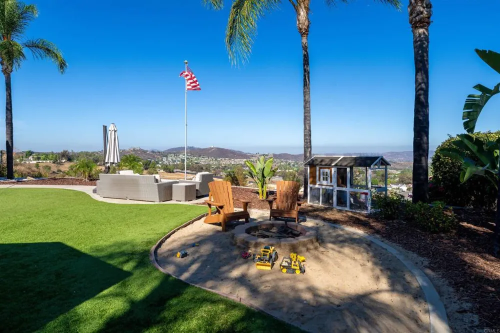 13724 Braeswood El Cajon, CA 92021