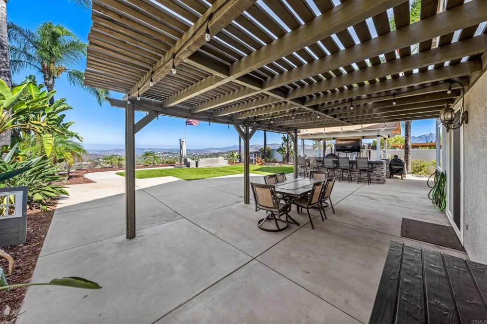 13724 Braeswood El Cajon, CA 92021