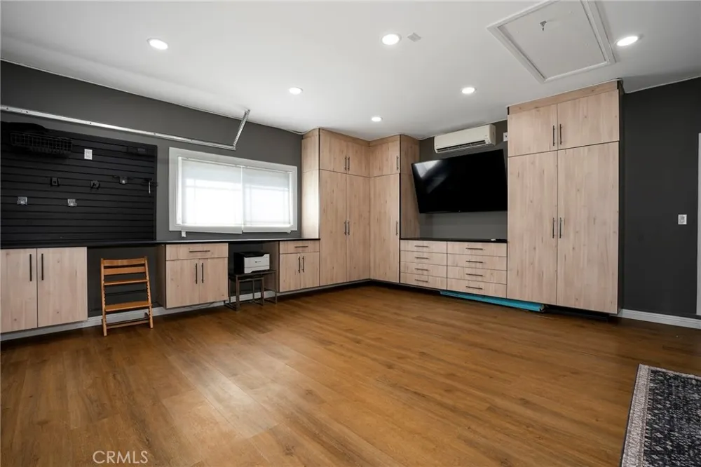 431 E Dexter Street Covina, CA 91723
