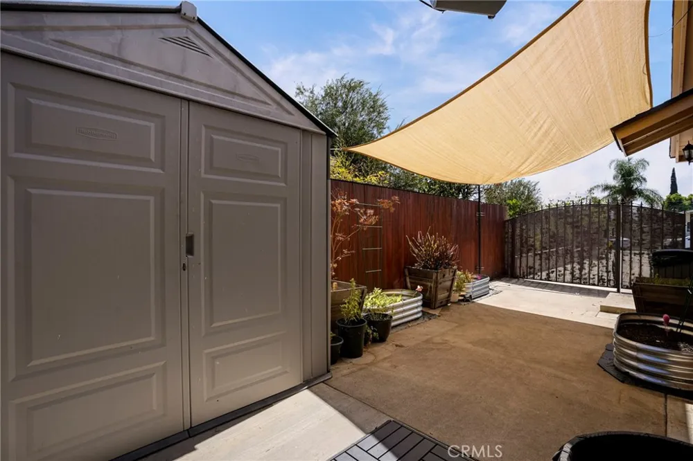 431 E Dexter Street Covina, CA 91723