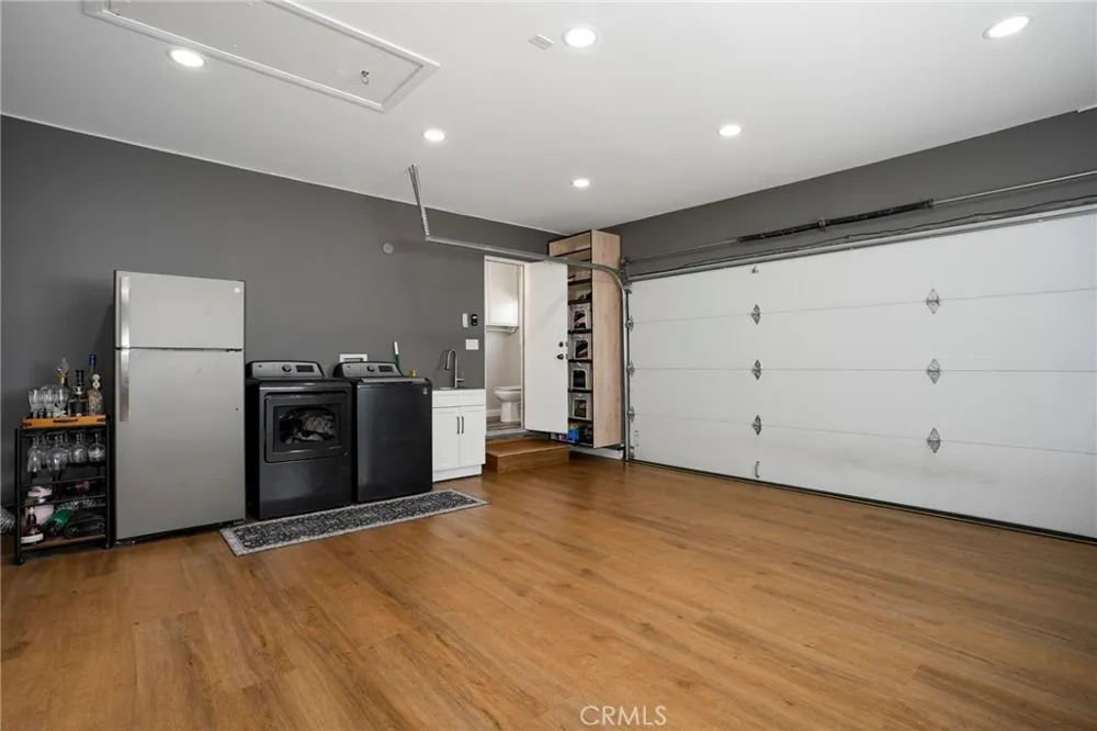 431 E Dexter Street Covina, CA 91723