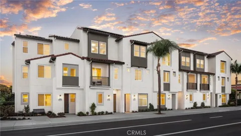 685 S Brea Boulevard #304