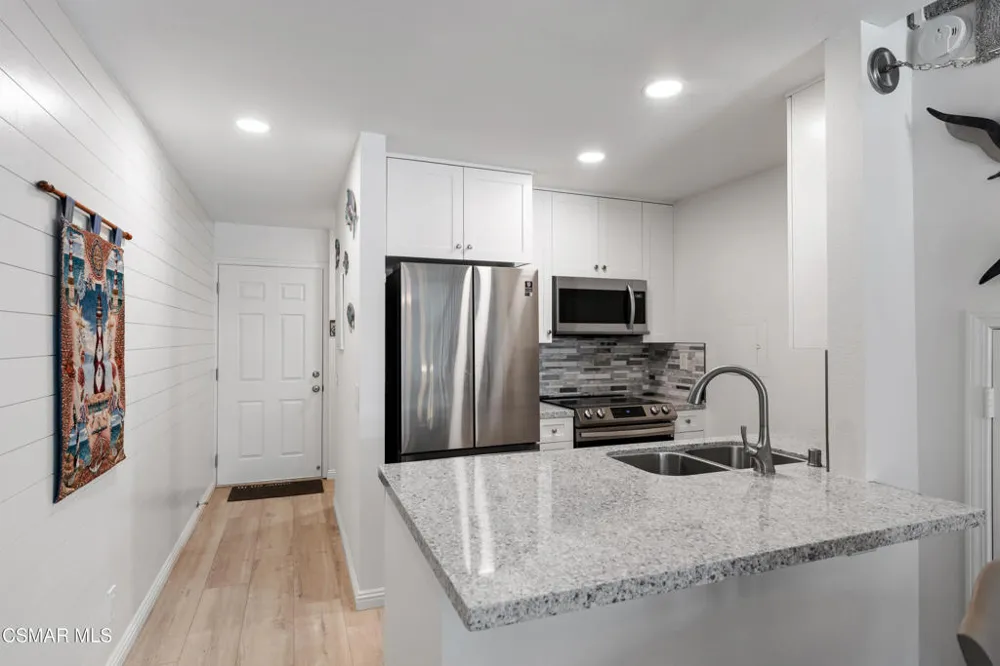 234 E Surfside Drive Port Hueneme, CA 93041