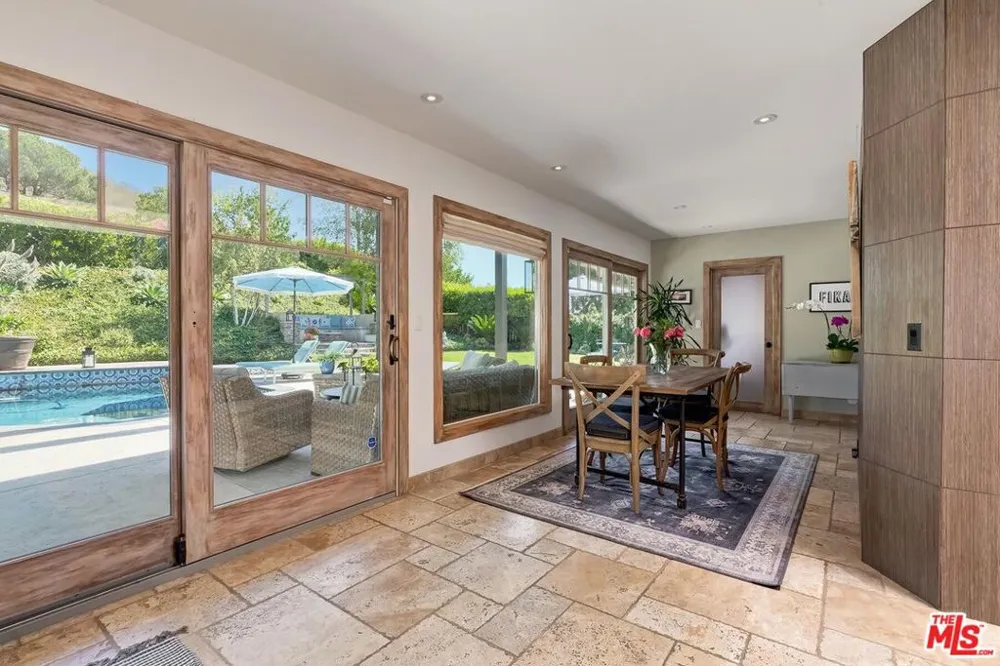 1592 Wilder Street Thousand Oaks, CA 91362