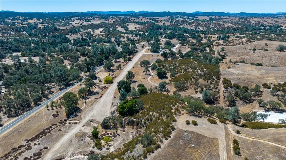 8687 O Donovan Creston, CA 93432
