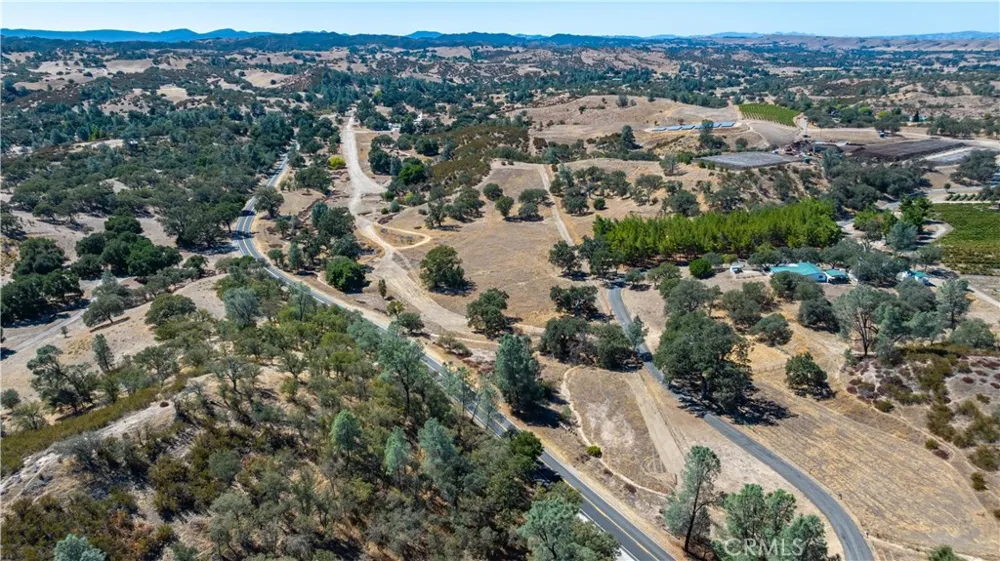 8687 O Donovan Creston, CA 93432