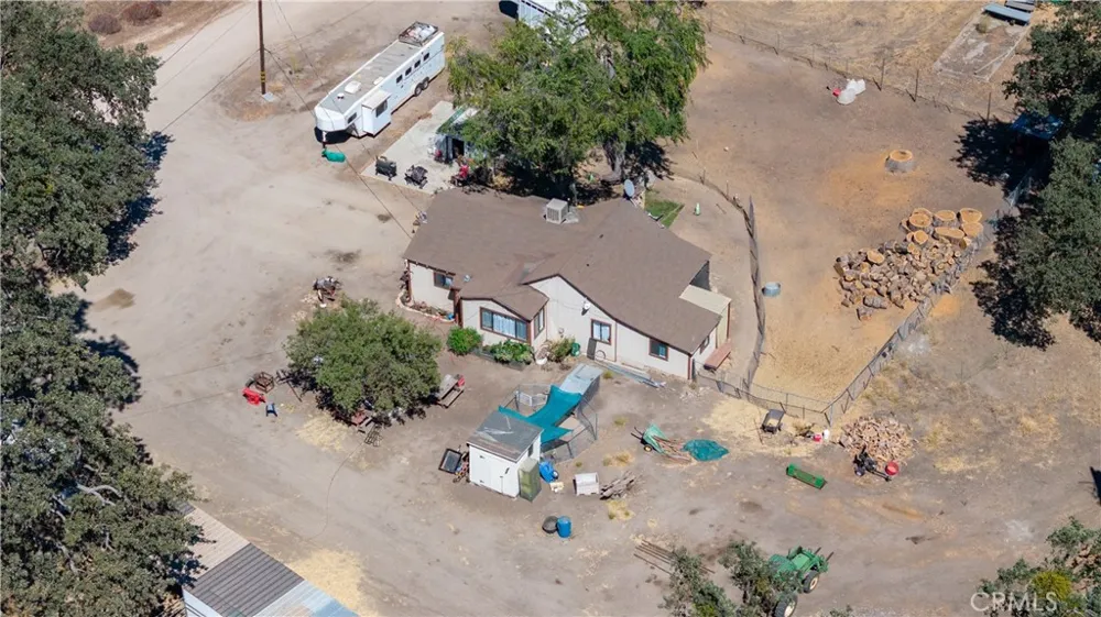 8687 O Donovan Creston, CA 93432