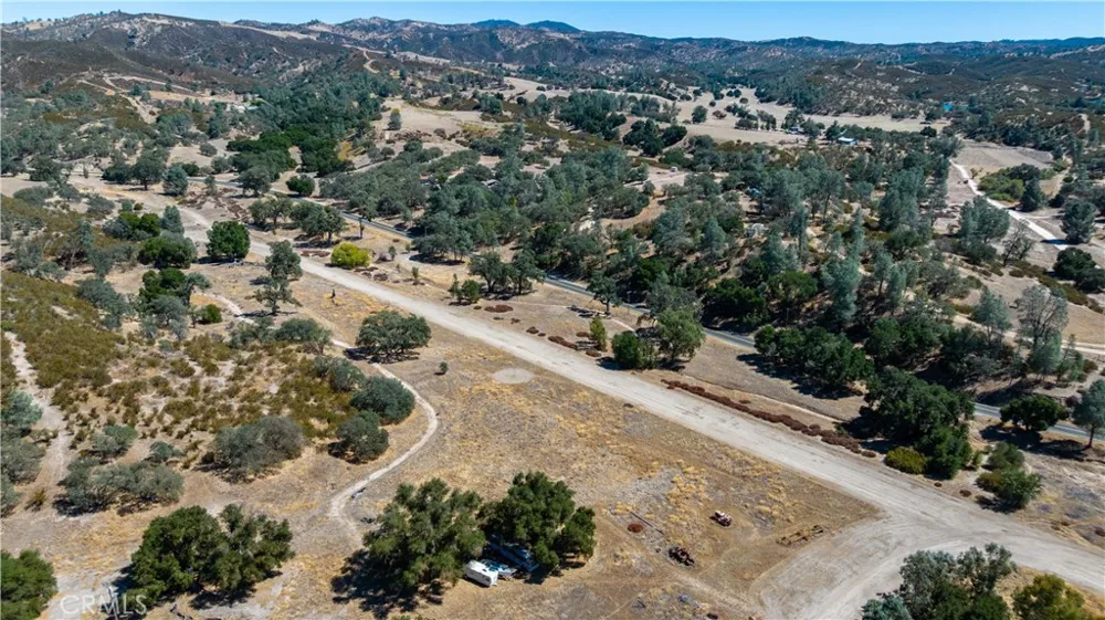 8687 O Donovan Creston, CA 93432