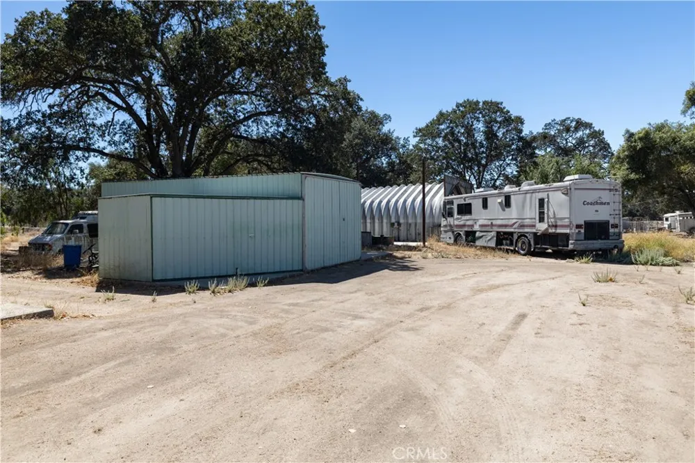 8687 O Donovan Creston, CA 93432