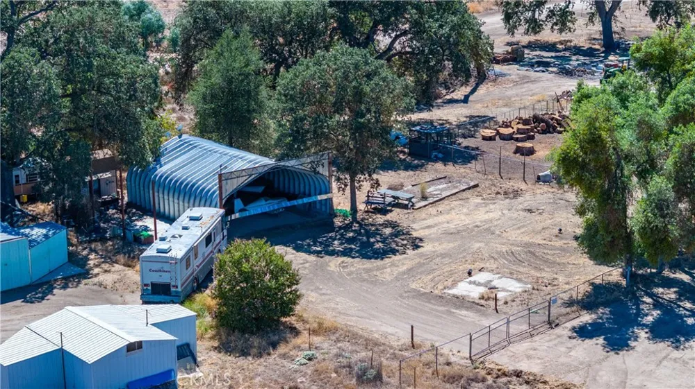8687 O Donovan Creston, CA 93432