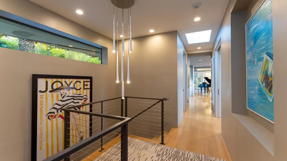 Address Not Shown Los Altos Hills, CA 94024