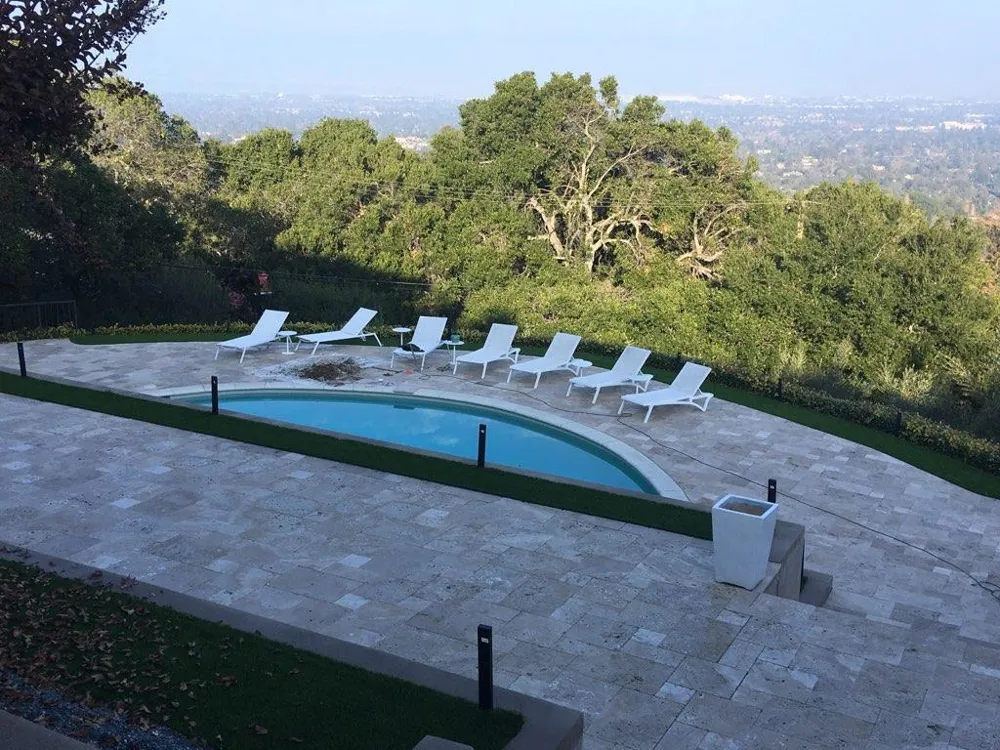 Address Not Shown Los Altos Hills, CA 94024