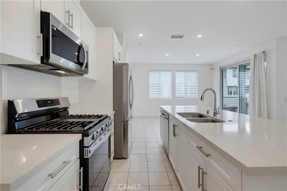 1572 Lima Way #1 Placentia, CA 92870