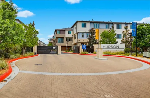 1572 Lima Way #1