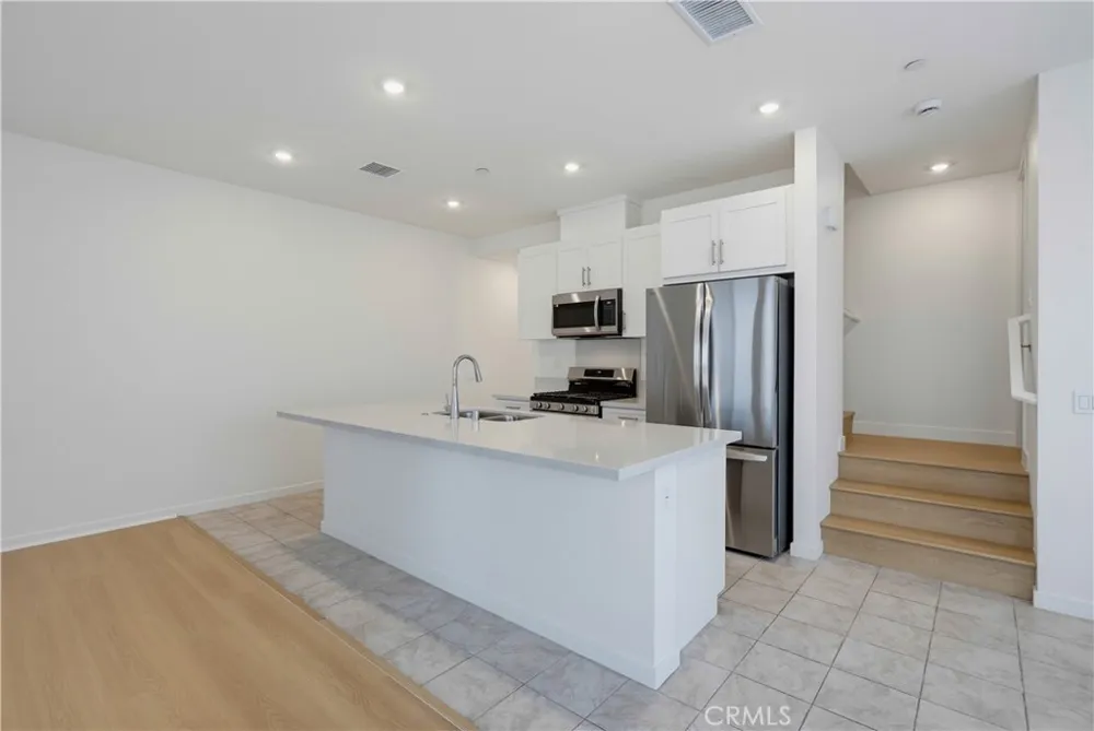 1572 Lima Way #1 Placentia, CA 92870