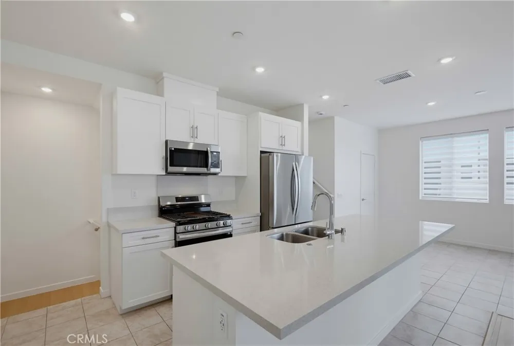 1572 Lima Way #1 Placentia, CA 92870