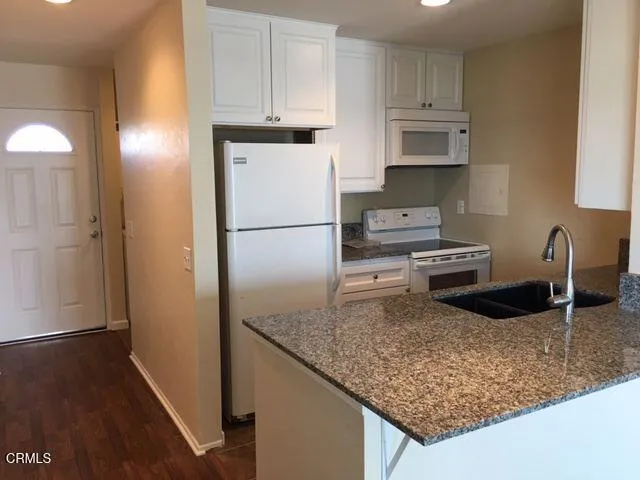 201 E Surfside Drive Port Hueneme, CA 93041
