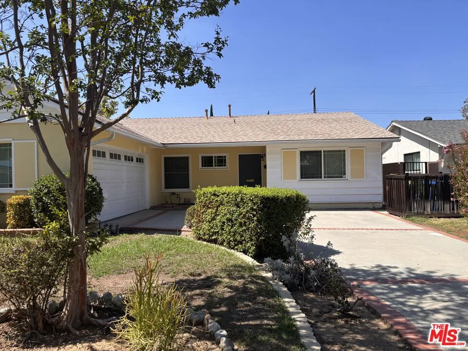 6667 Lederer Avenue West Hills, CA 91307
