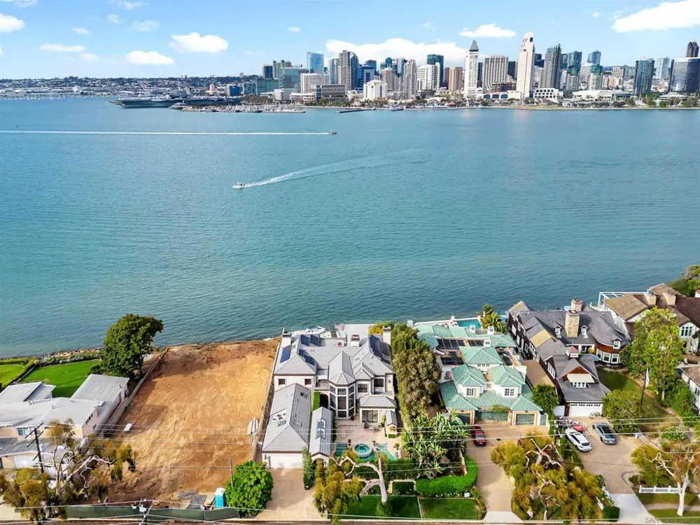 519 1st Street Coronado, CA 92118