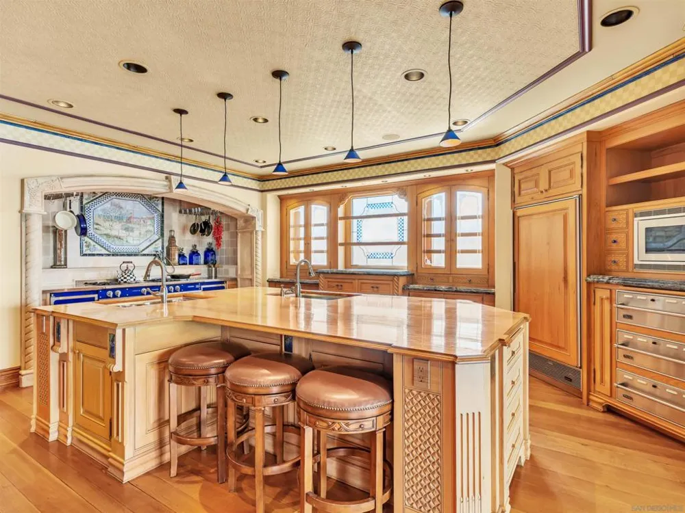 519 1st Street Coronado, CA 92118