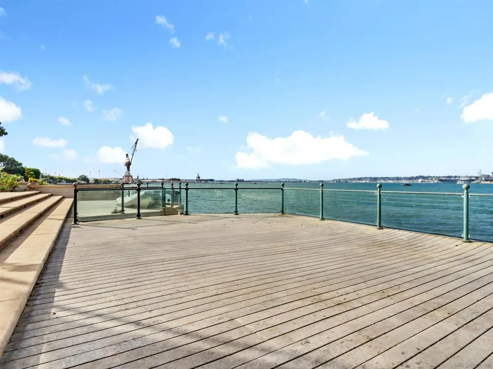 519 1st Street Coronado, CA 92118