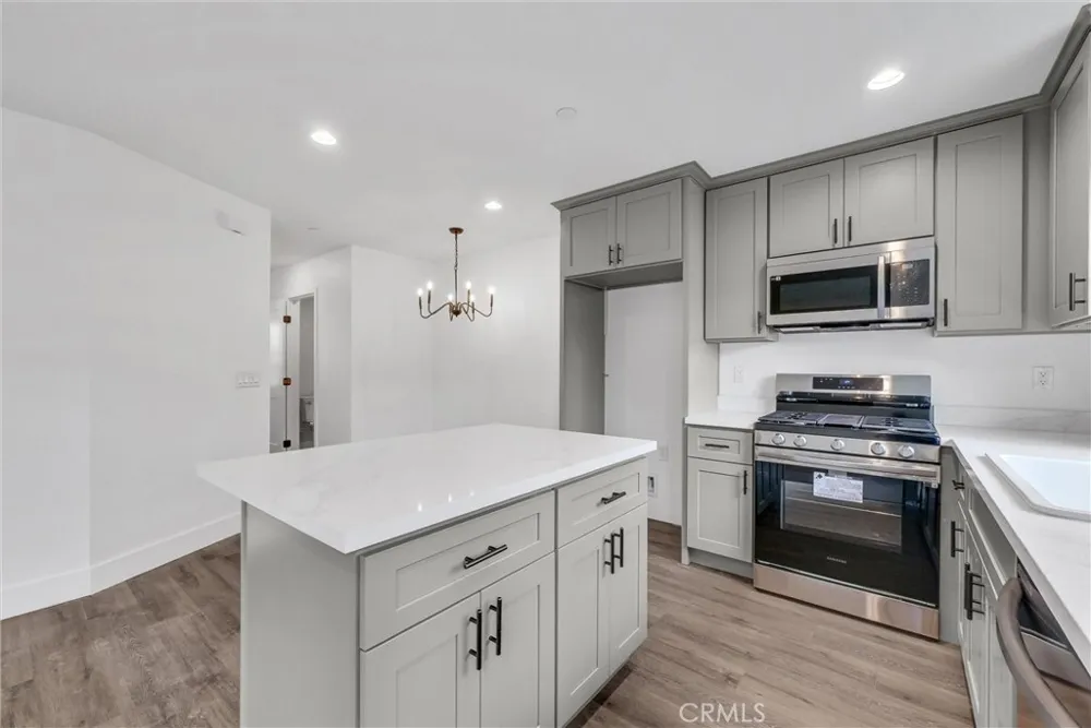16385 Valencia Avenue #3 Fontana, CA 92335