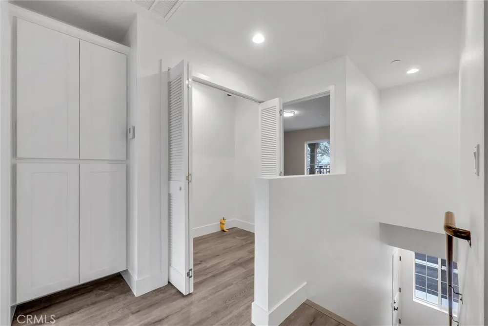 16385 Valencia Avenue #3 Fontana, CA 92335