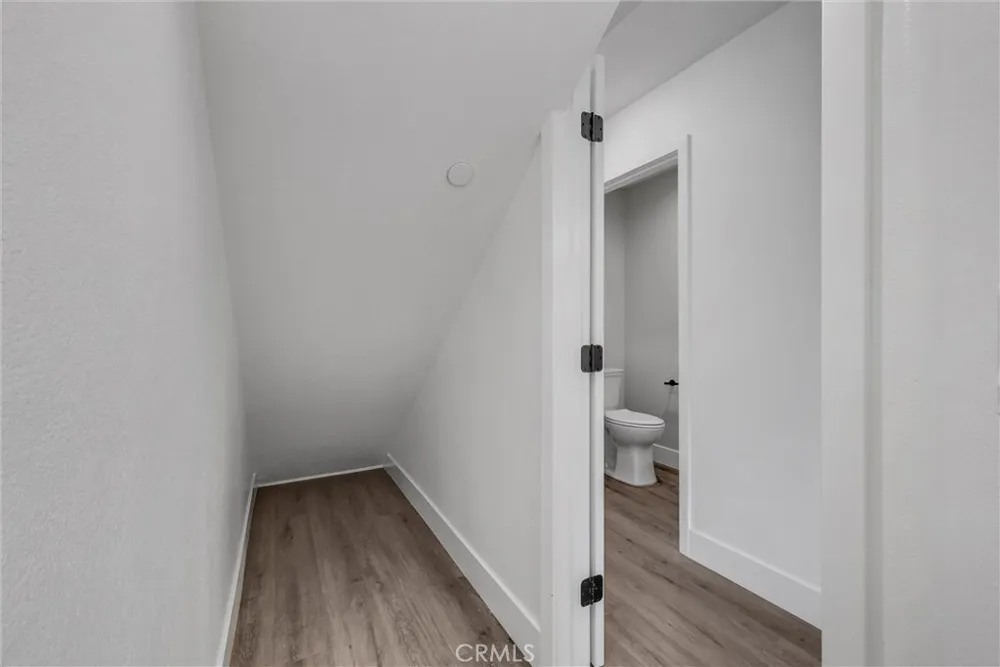 16385 Valencia Avenue #3 Fontana, CA 92335