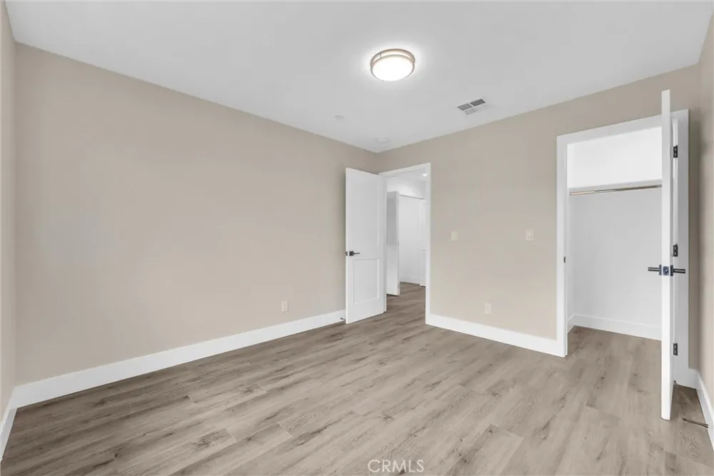 16385 Valencia Avenue #3 Fontana, CA 92335