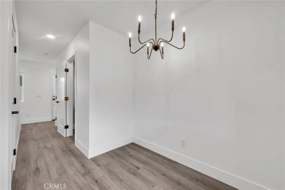 16385 Valencia Avenue #3 Fontana, CA 92335