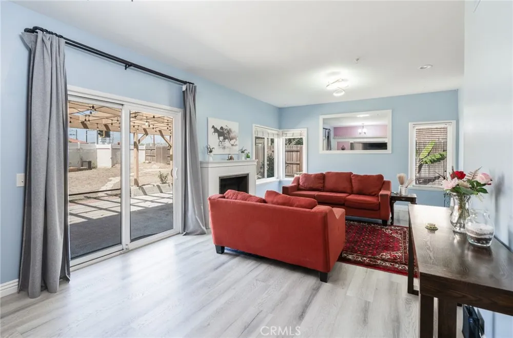 4897 Penrose Moorpark, CA 93021