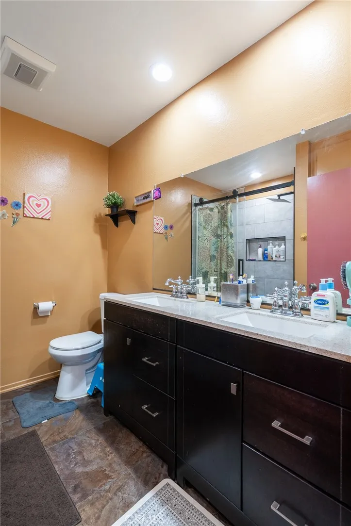 4897 Penrose Moorpark, CA 93021