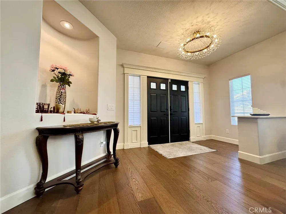 1536 Sappanwood Avenue Thousand Oaks, CA 91320