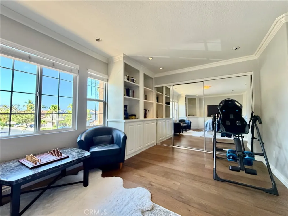 1536 Sappanwood Avenue Thousand Oaks, CA 91320