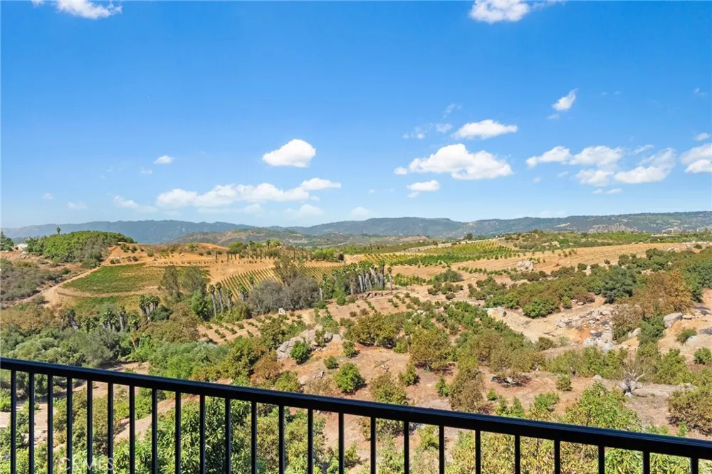 24135 Mirasol Way Temecula, CA 92590