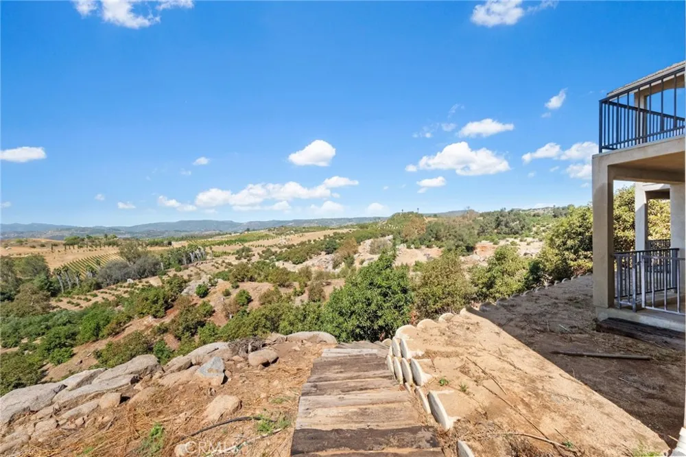 24135 Mirasol Way Temecula, CA 92590