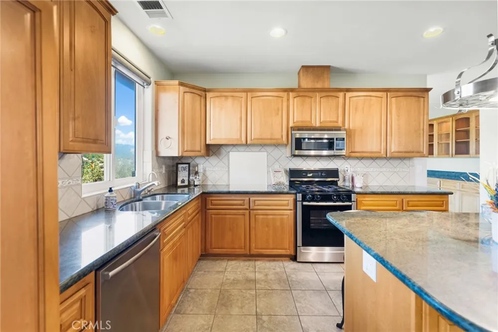 24135 Mirasol Way Temecula, CA 92590