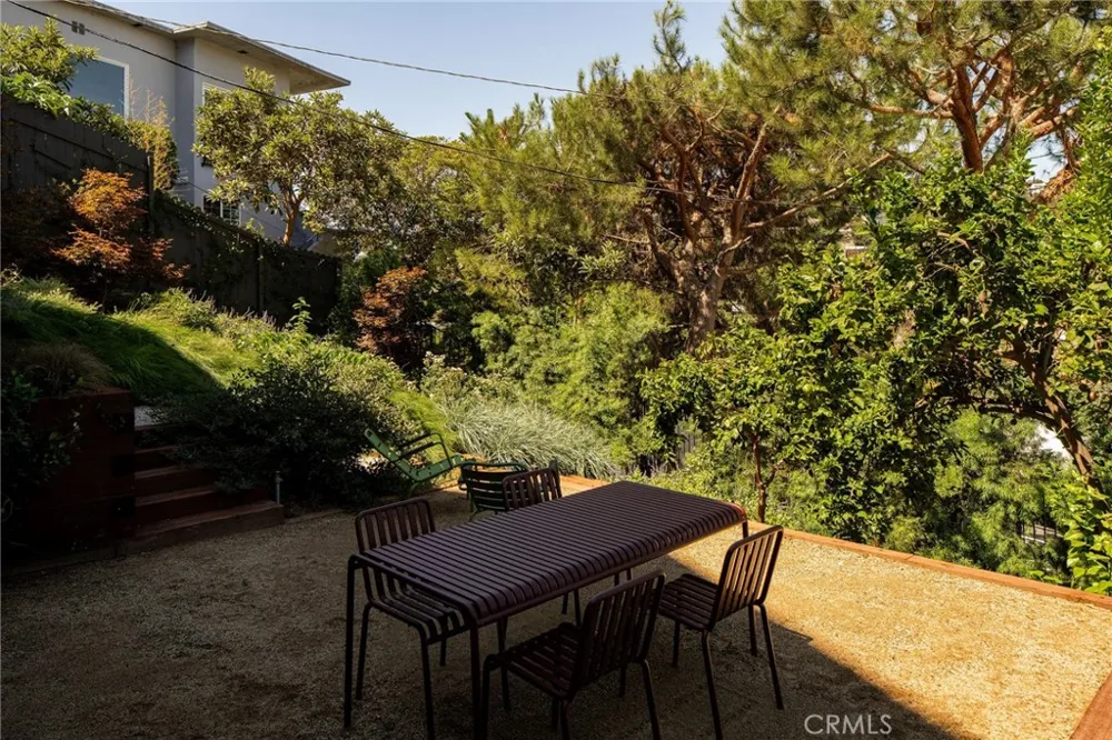 1847 Fanning Street Los Angeles, CA 90026
