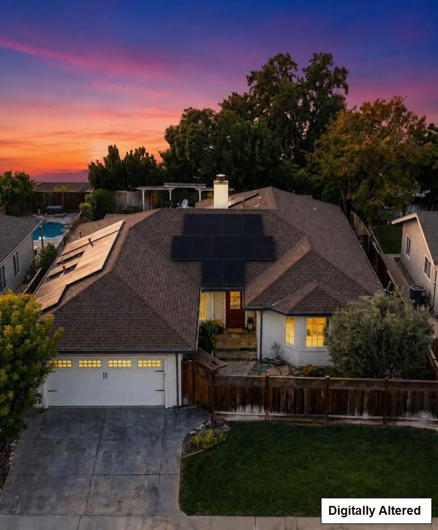 2045 Stanford Court Los Banos, CA 93635