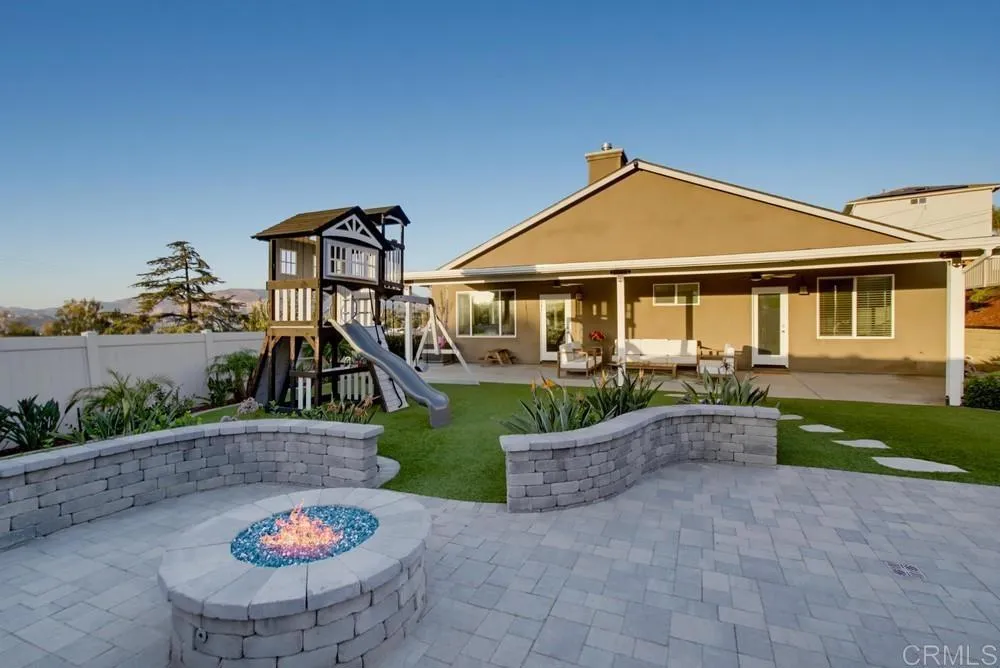 9228 Rickie Road Lakeside, CA 92040