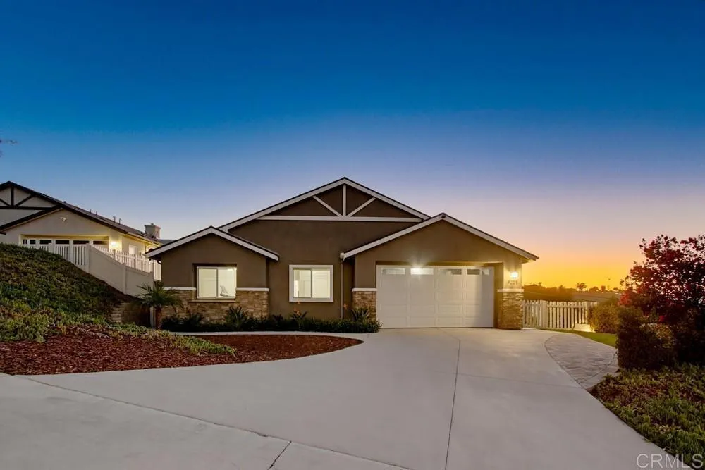 9228 Rickie Road Lakeside, CA 92040