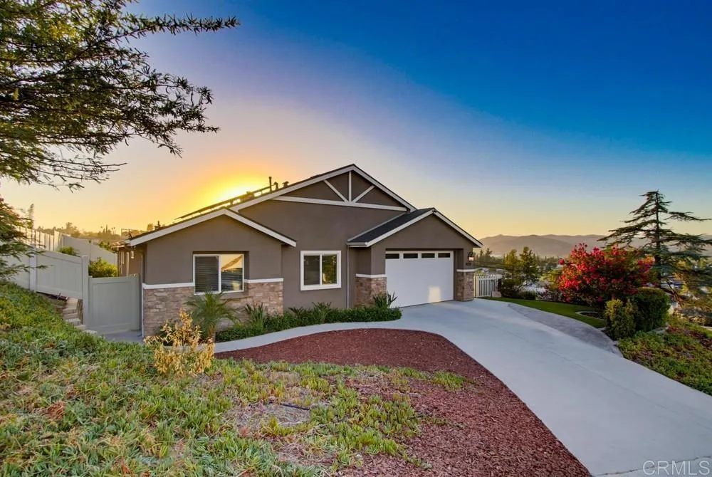 9228 Rickie Road Lakeside, CA 92040