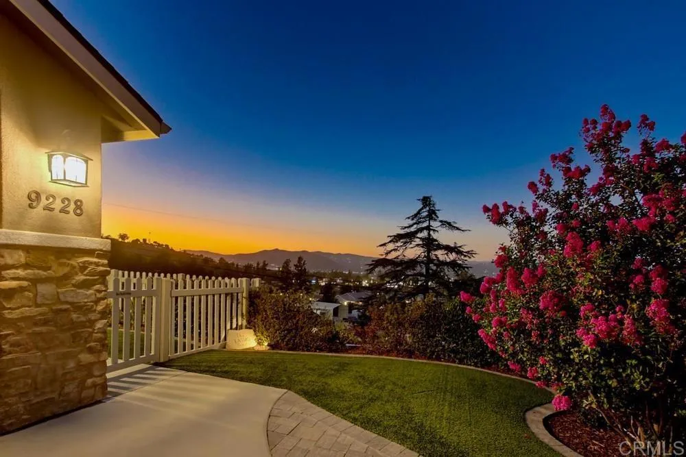 9228 Rickie Road Lakeside, CA 92040