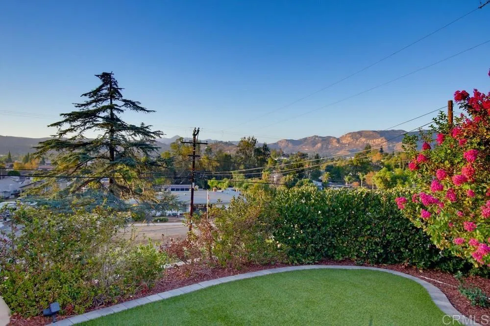 9228 Rickie Road Lakeside, CA 92040