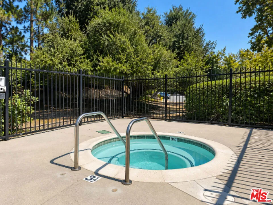 780 Tennis Club Lane Thousand Oaks, CA 91360