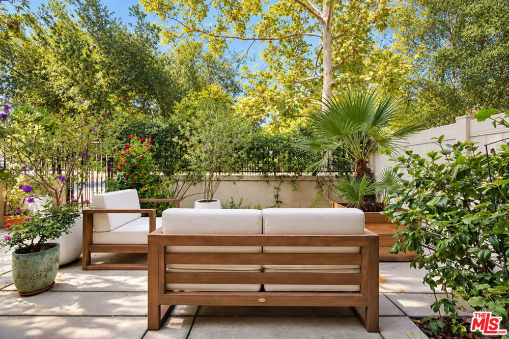 780 Tennis Club Lane Thousand Oaks, CA 91360