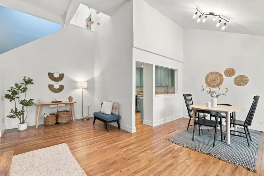 2907 Crocker Aptos, CA 95003