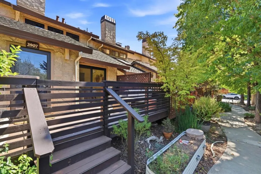 2907 Crocker Aptos, CA 95003