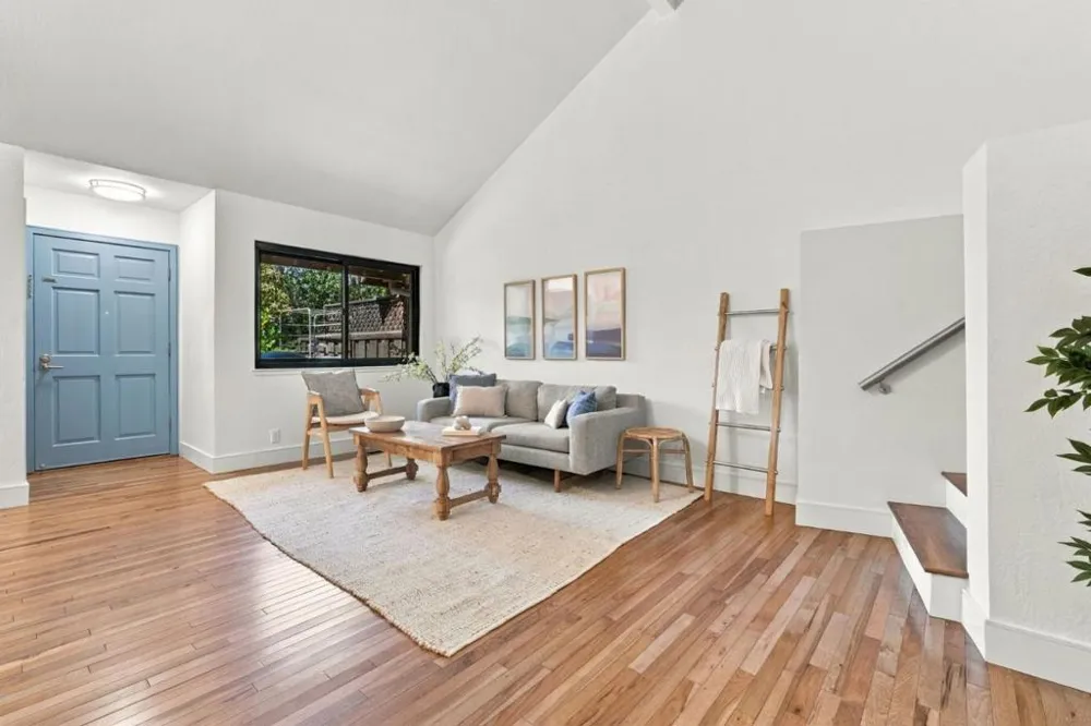 2907 Crocker Aptos, CA 95003