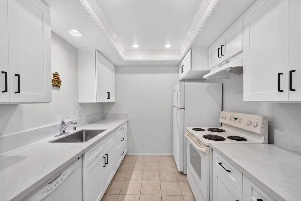 10284 Black Mountain Road #187 San Diego, CA 92126